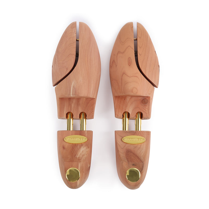 Cedar Shoe Tree